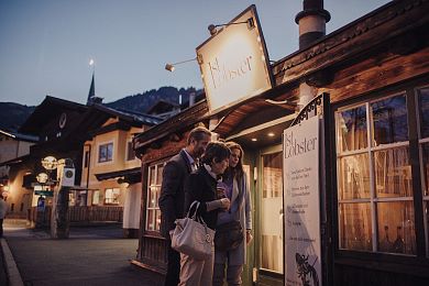 Nach dem Abendspaziergang in Kitzbühels Genießer-Lokale einkehren